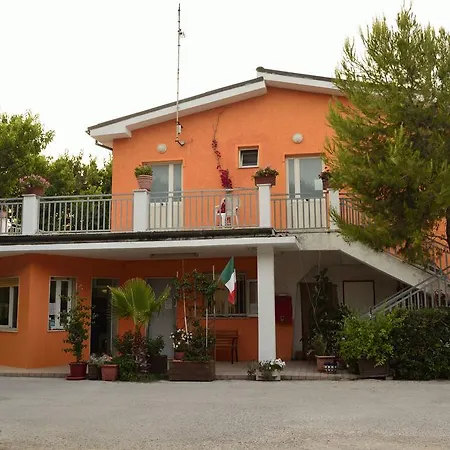 Κάμπινγκ La Pineta Porto Recanati